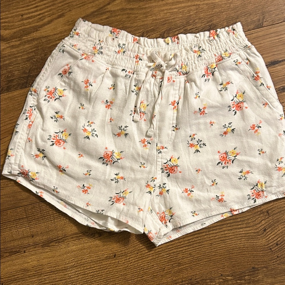 Abercrombie Kids White Floral High Waist Shorts
